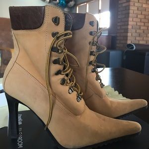Steve Madden Manhattan Sz. 8 “Timberland heels”